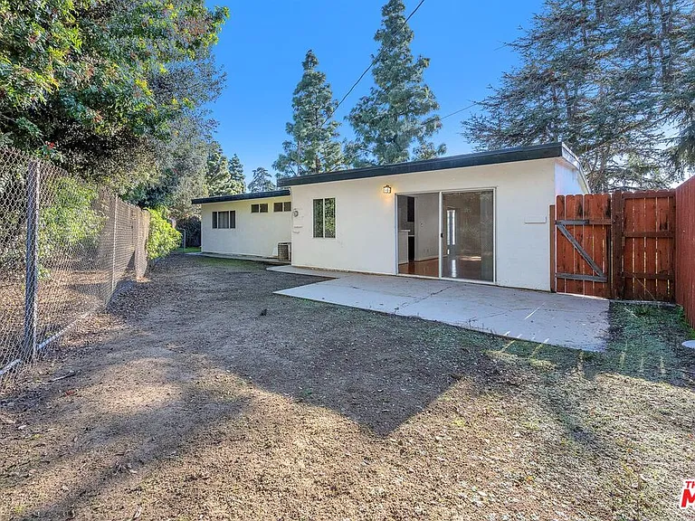 5350 S Slauson Ave — Photo 25