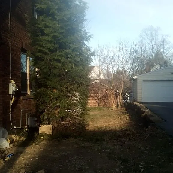 557 Saint Leger Ave — Photo 12