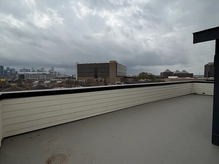 2203 Hondo Ave #203 — Photo 21