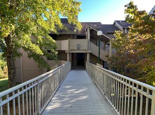 3710 Weber Rd #B-102, Gatlinburg, TN 37738