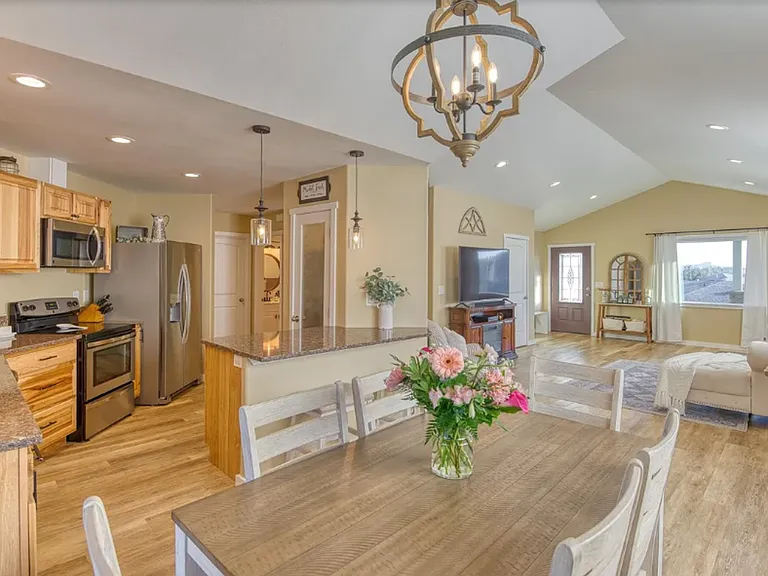 1154 Nautical Ln — Photo 15