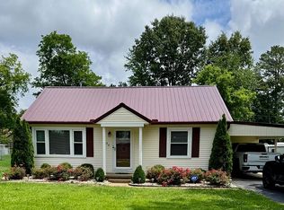230 Navaho Dr, Paducah, KY 42001
