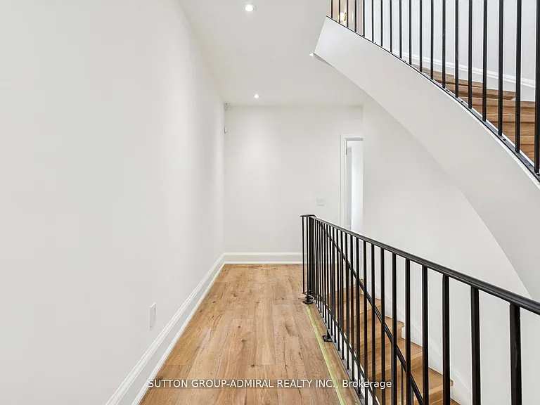 78 Burncrest Dr — Photo 7