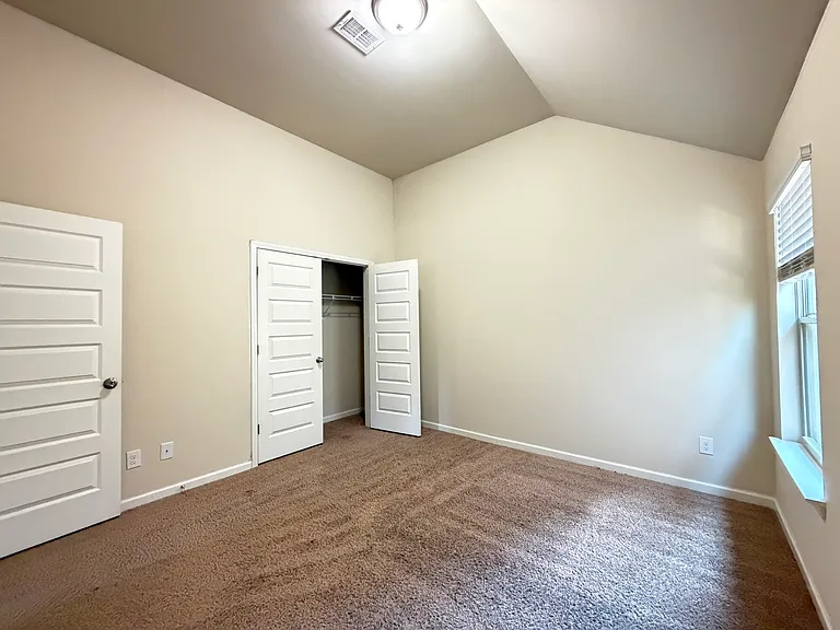 209 Emporia Loop — Photo 10