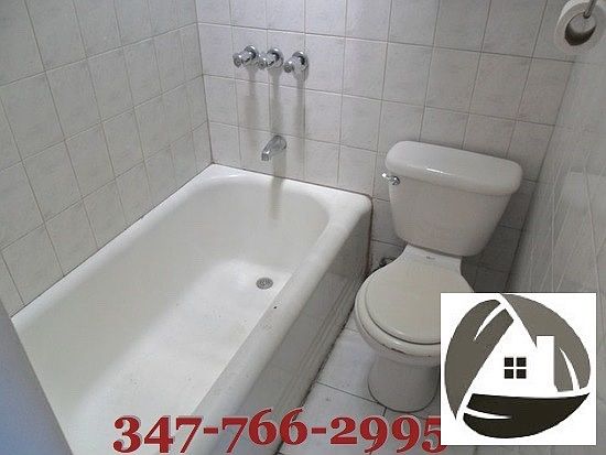 2nd image of 262 Jefferson St #2nd