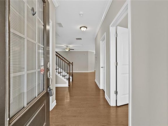 3rd image of 4832 Miller Ridge Blvd