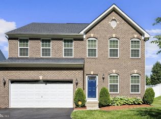 704 Rollins Ave, Capitol Heights, MD 20743