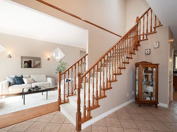 2nd image of 1855 Lemax Ave