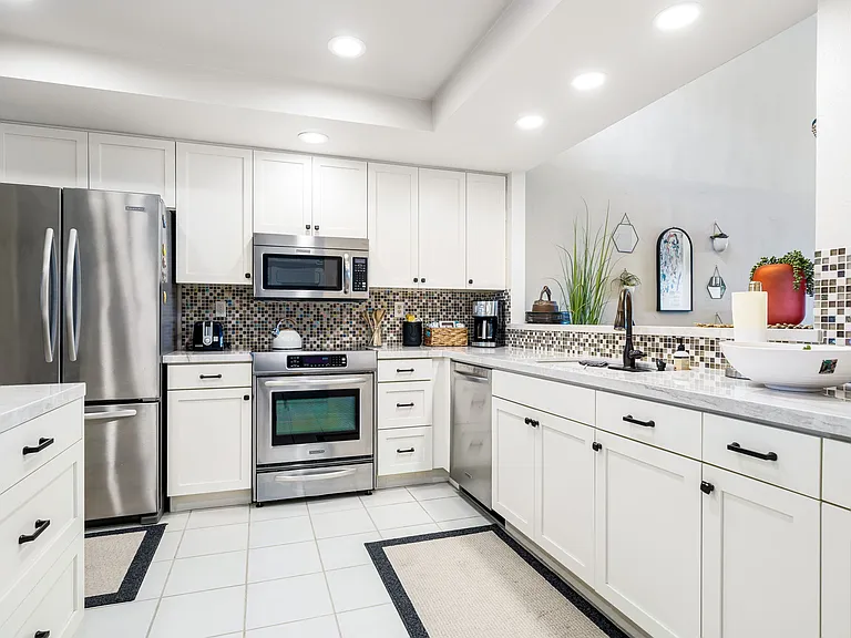 54492 Shoal Crk — Photo 25