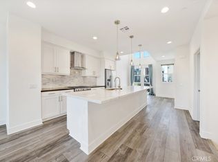 1658 Topanga, Costa Mesa, CA 92627