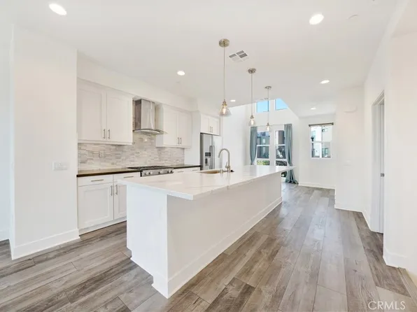 1658 Topanga, Costa Mesa, CA 92627