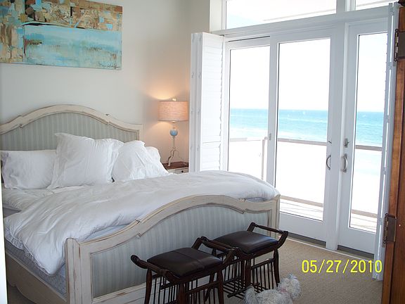 MASTER BEDROOM GULF VIEWS