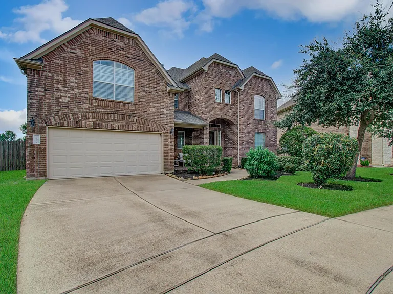 21331 Parham Cir — Photo 3
