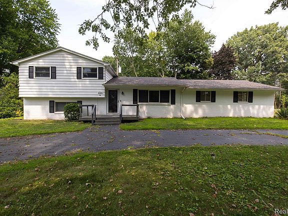 2nd image of 2720 Merelus Dr