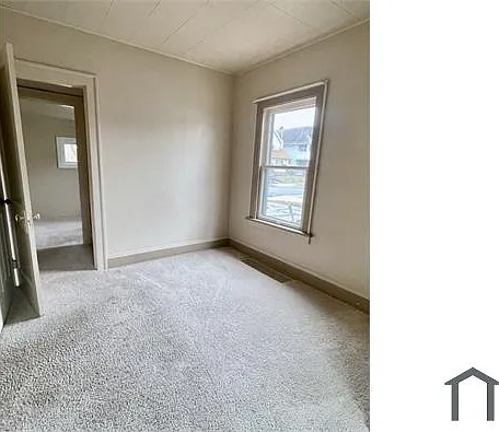 3 bed, 1296 sqft, $1,449 — Photo 4