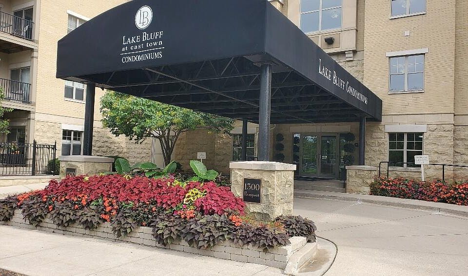 1st image of 1300 N Prospect AVENUE #119