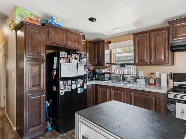 402 63rd St Space 21, San Diego, CA 92114