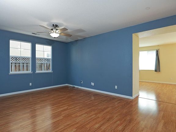 3rd image of 2682 Holland Way