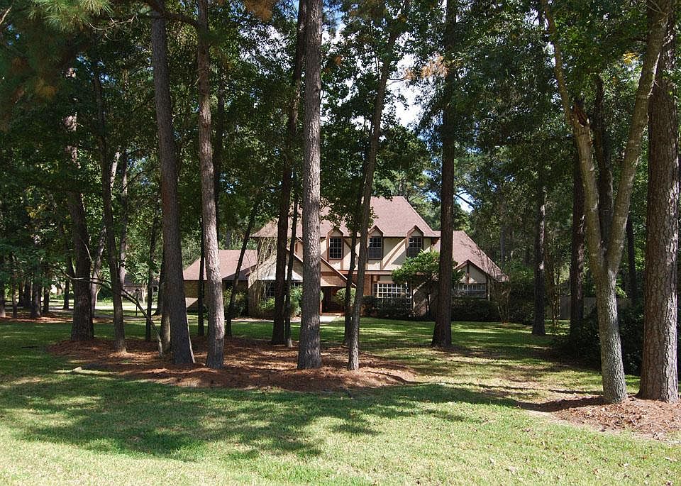 1st image of 2903 Kings Forest Dr