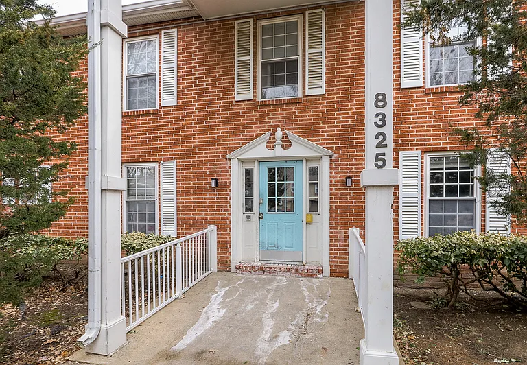 8325 Lowell Ave #4 — Photo 20