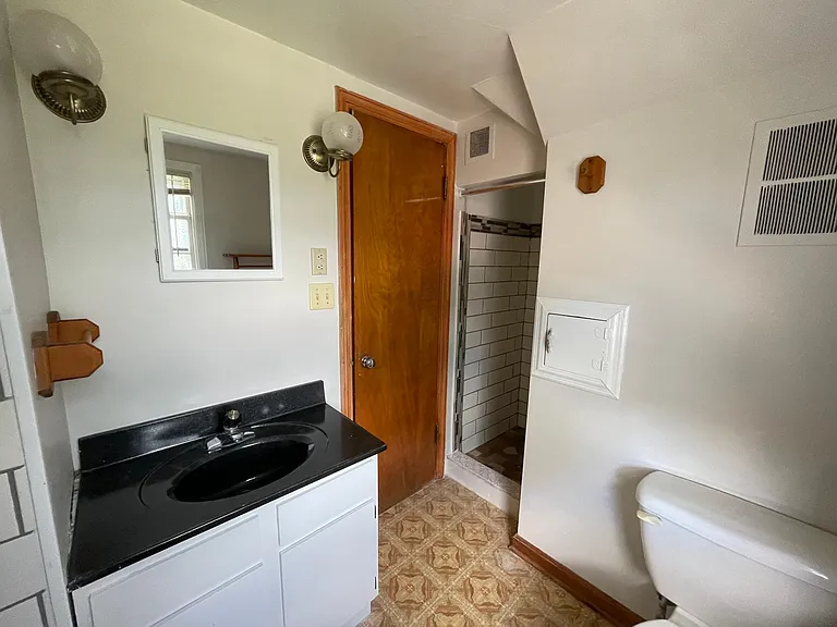 3958 E Plankinton Ave — Photo 8