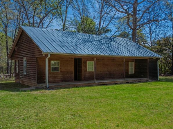 515 Robert Hargrave Rd, Lexington, NC 27292