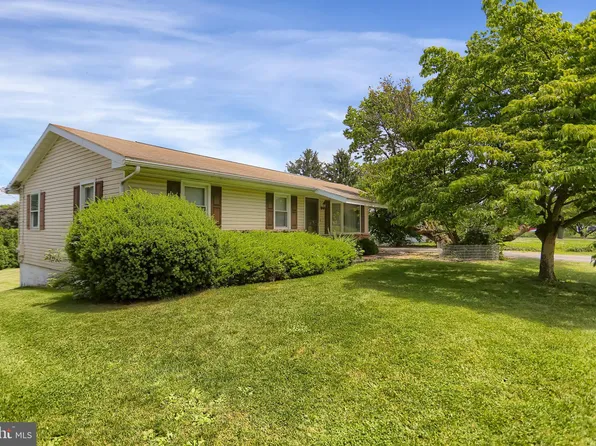 153 E Bonnie Ave, Elizabethville, PA 17023