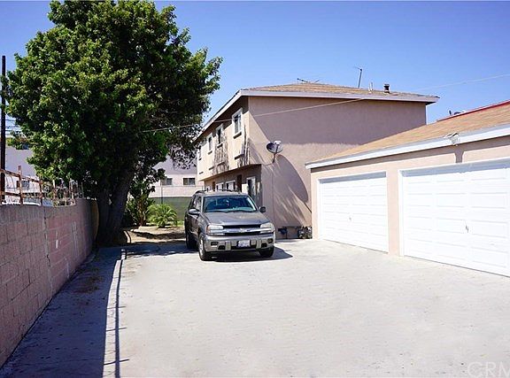 4th image of 4377 W 142nd St