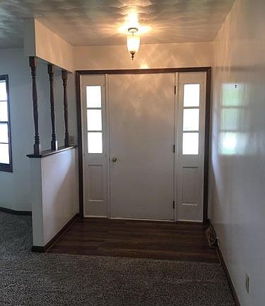 4th image of 502 E Superior St