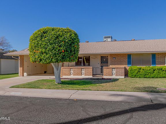 3rd image of 10844 W CHERYL Drive
