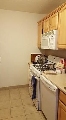 1st image of 34 Pond Ave #1022