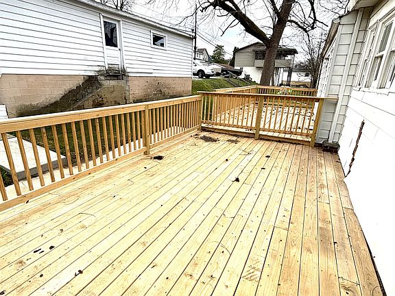 Gorgeous deck