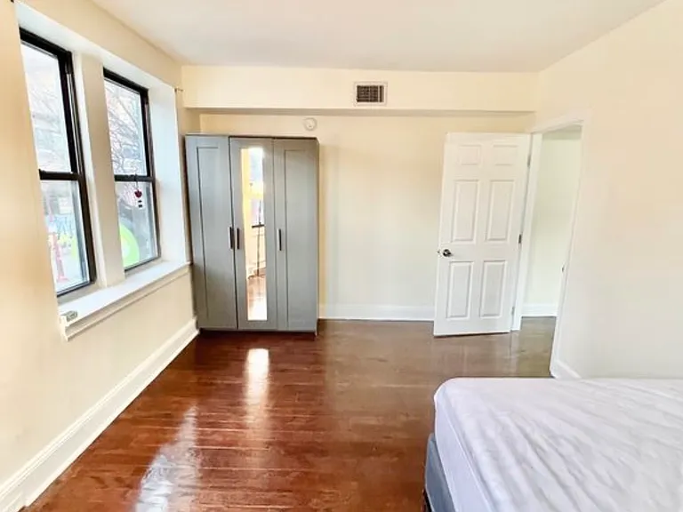 252-254 South St #2 — Photo 6