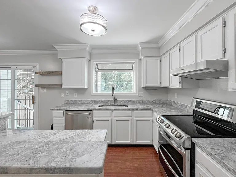 6623 Sky Blue Ct — Photo 10