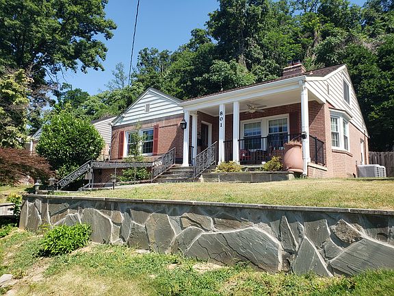 3rd image of 801 31st St S