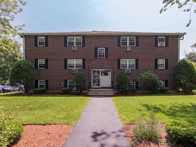 96 Richardson Rd #B25, North Chelmsford, MA, 01863