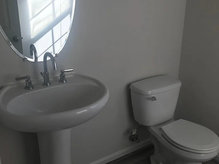 6962 Sparks Ct — Photo 10