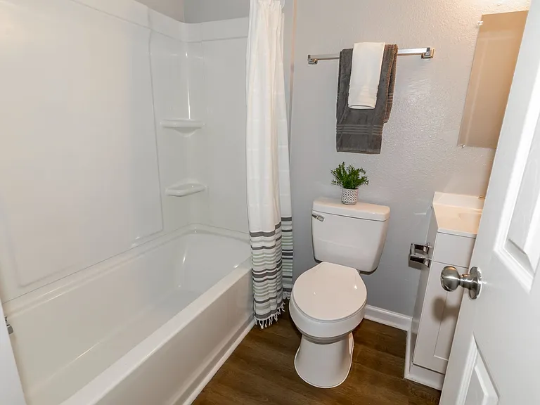 Graystoneplace Apartments — Photo 22