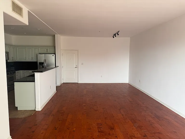 3750 Santa Rosalia Dr #513 — Photo 16