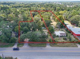 220 Porter Rd, Conroe, TX 77301