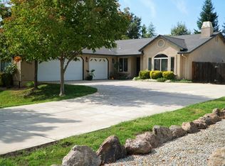 4532 Cerro Ln, Redding, CA 96001