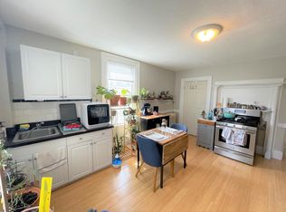 16 Cutter St APT 1R, Somerville, MA 02145