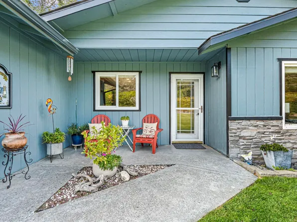 865 Modoc St, Crescent City, CA 95531