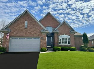 7350 Pine Vista Dr, Brighton, MI 48116