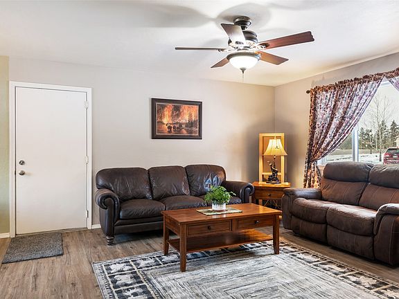 4th image of 5415 Barbara Dr