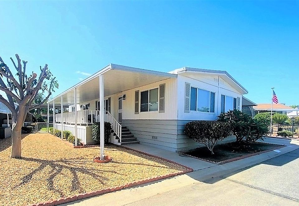 1st image of 200 N El Camino Real Space 300