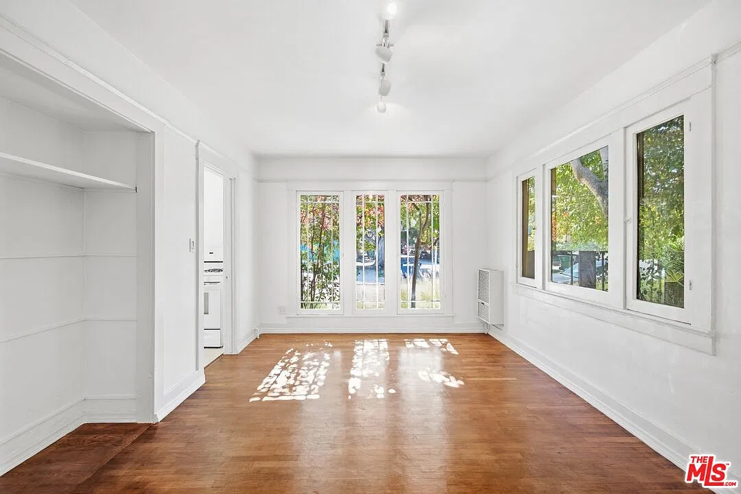 Studio, 1.0 bath, 450 sqft, $1,995 — Photo 1