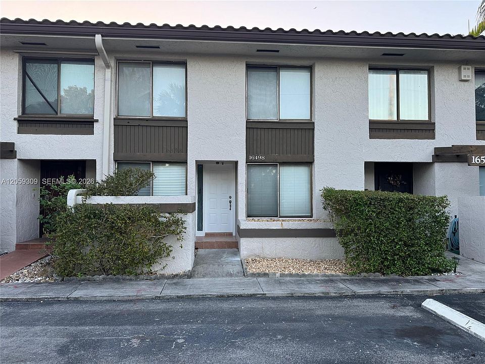 1st image of 16498 NE 26th Ave #12
