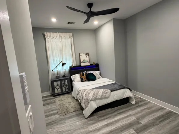 (undisclosed Address), Houston, TX 77078