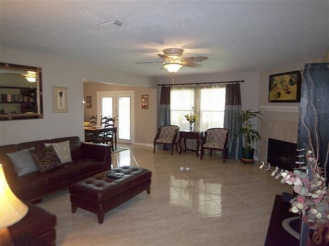 2nd image of 9202 Belle Glen Dr